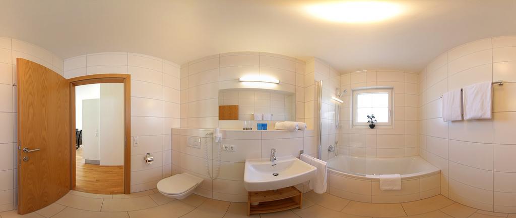 Apart Mountain Lodge Mayrhofen Room photo