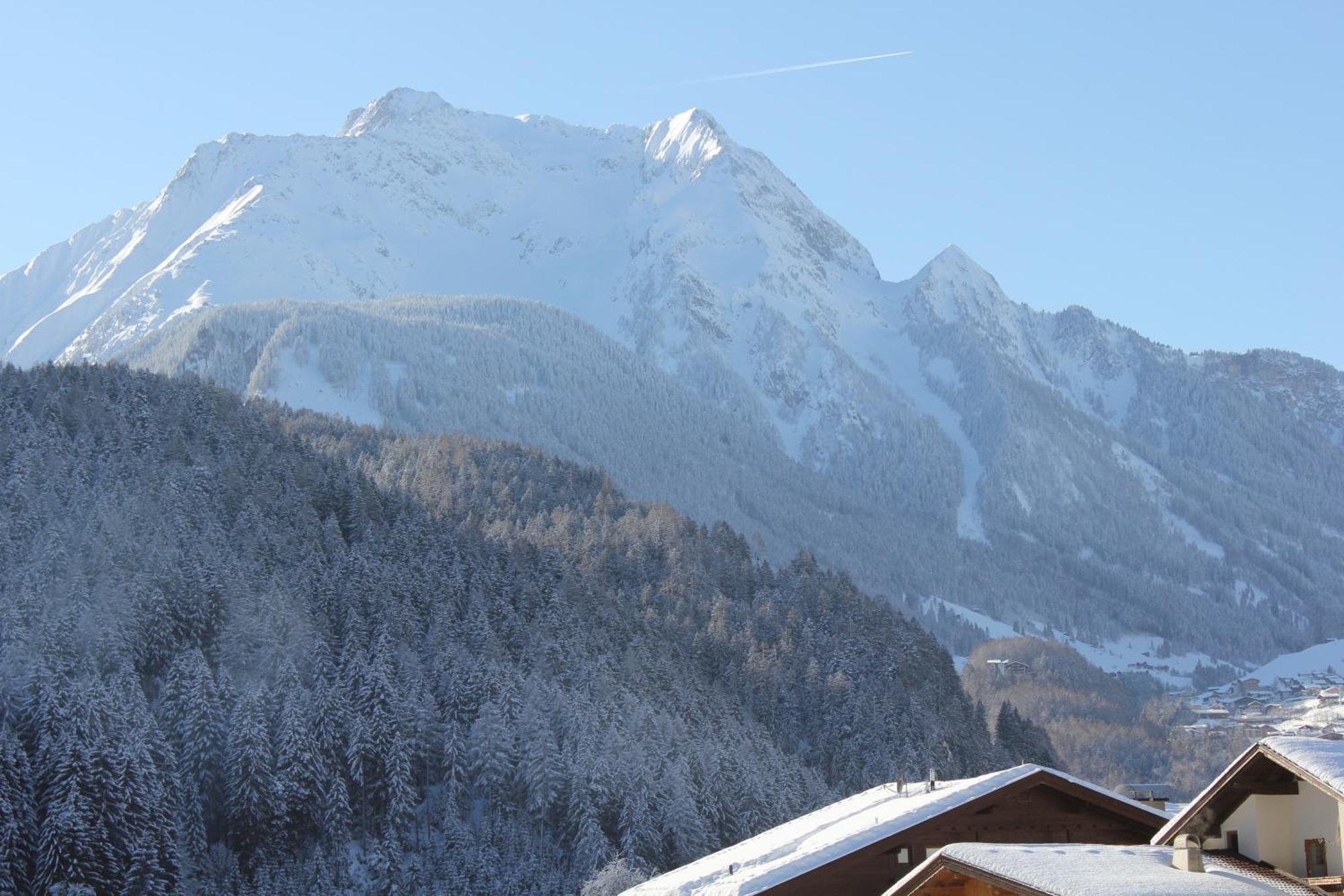 Apart Mountain Lodge Mayrhofen Exterior photo