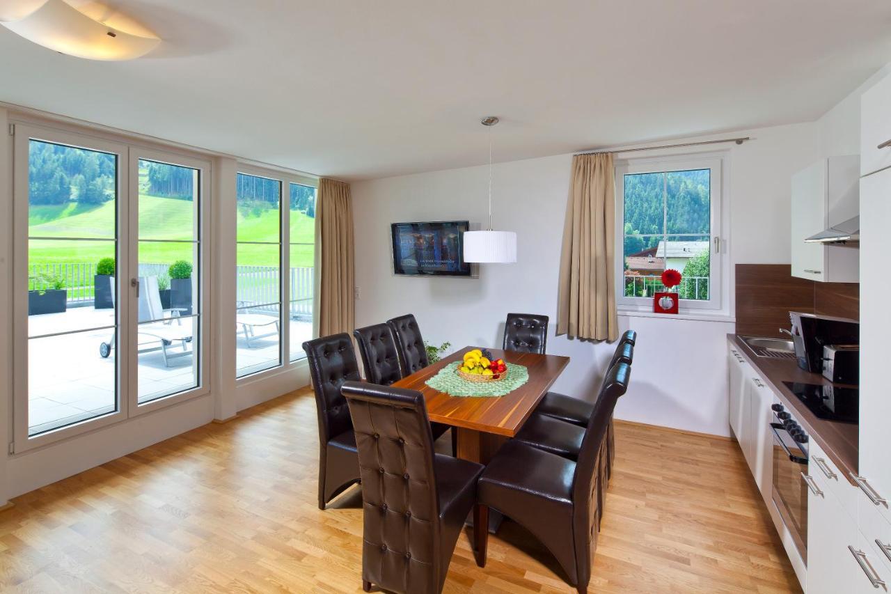 Apart Mountain Lodge Mayrhofen Room photo